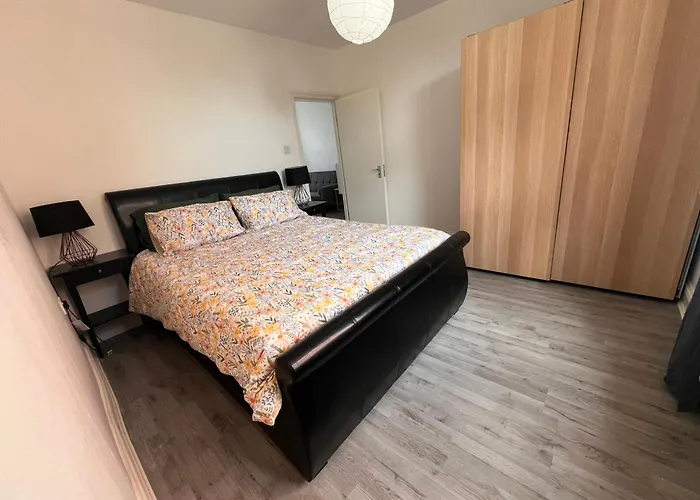 1-Bedroom Flat In London