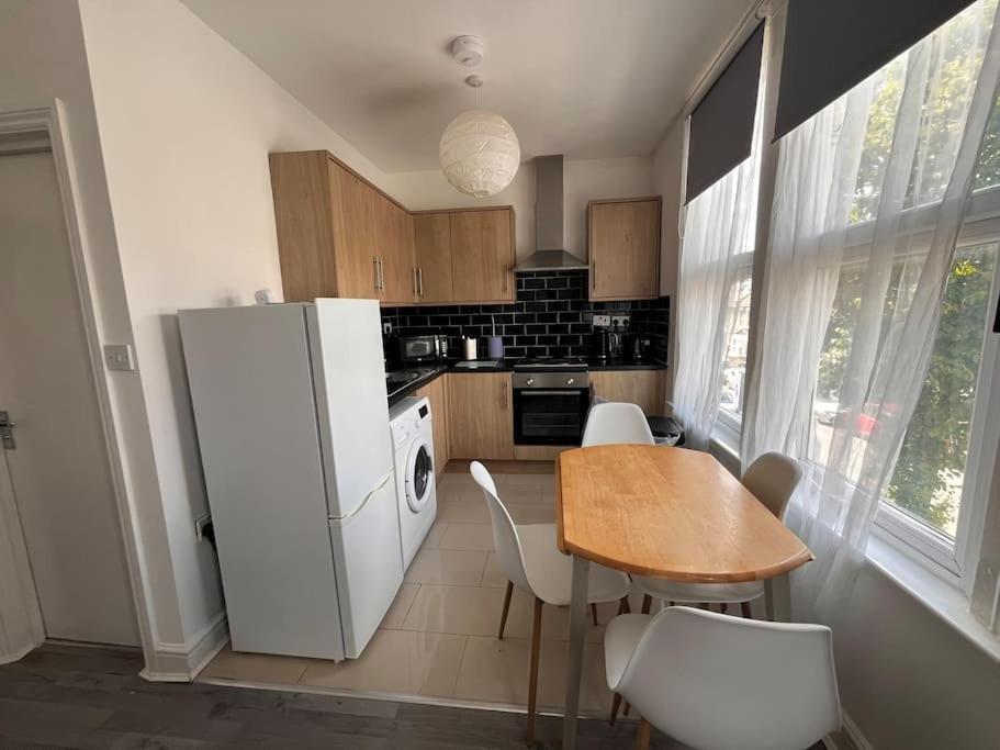 1-bedroom Flat In Appartamento *